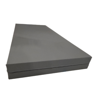 Basic foam mattress with incontinnent cover